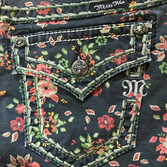 Miss me cargo jean shorts - Picture 5 of 8